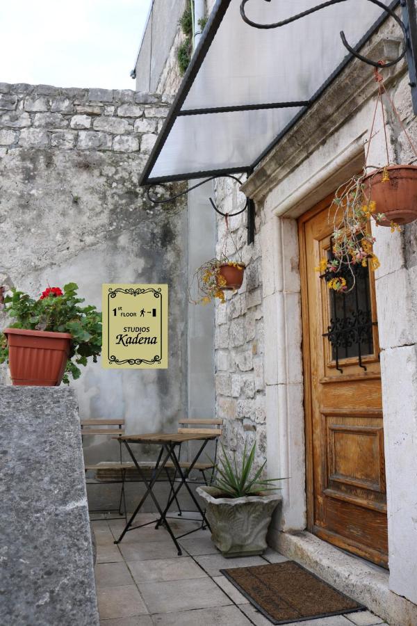 Studios Kadena Trogir - 18Th Century Stone House エクステリア 写真