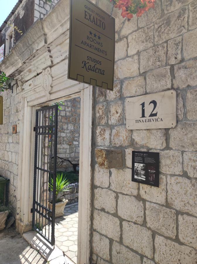 Studios Kadena Trogir - 18Th Century Stone House エクステリア 写真