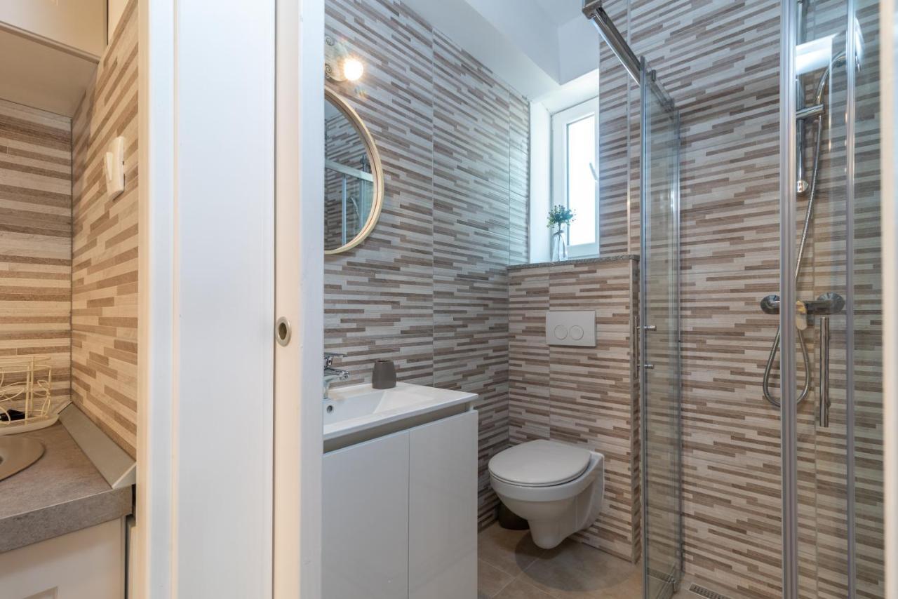 Studios Kadena Trogir - 18Th Century Stone House エクステリア 写真