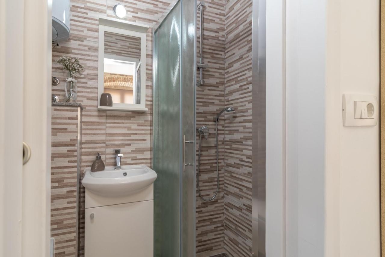 Studios Kadena Trogir - 18Th Century Stone House エクステリア 写真
